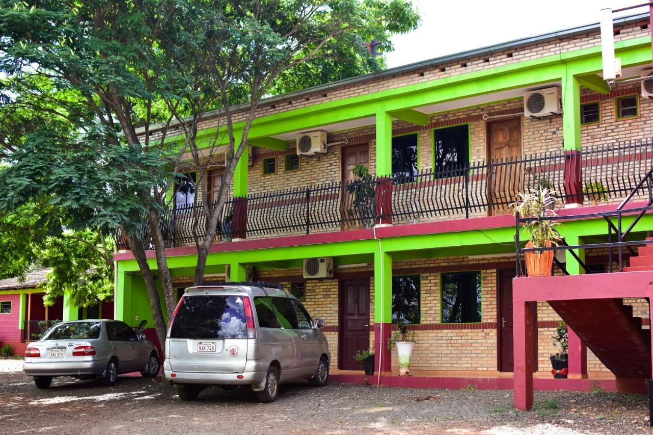 Palmas Park Hotel Y Restaurant Obligado Exterior foto